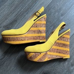 NWT Nine West, yellow wedges, women’s size 7.5